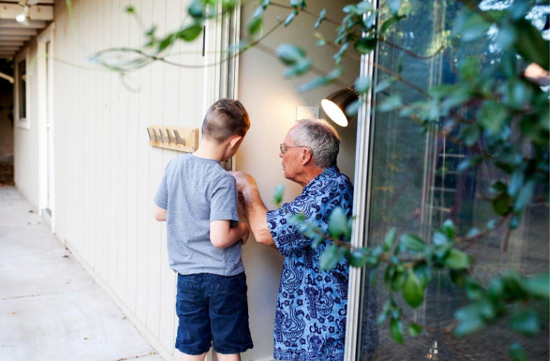 Grandfather sealing sliding door